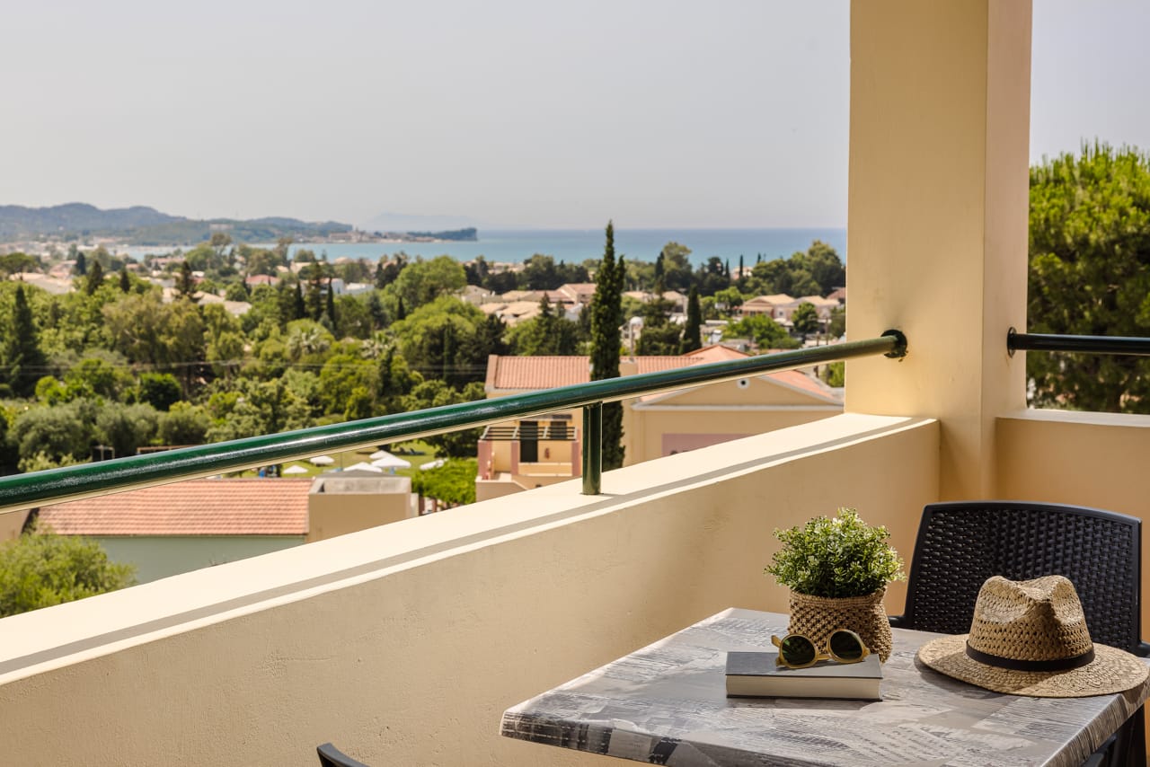 Family One Bedroom Side Sea view