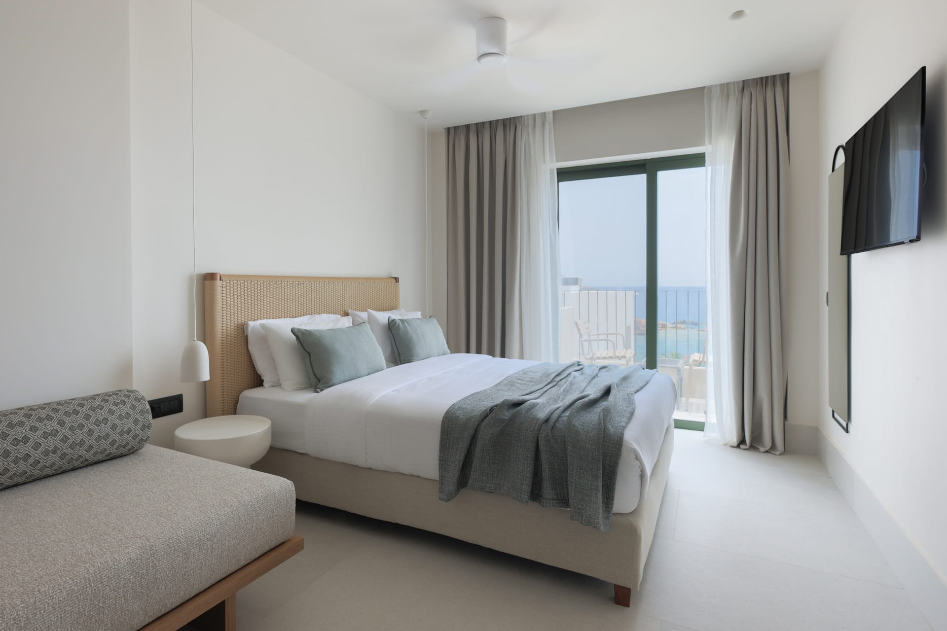 Superior Triple Room Front Sea View