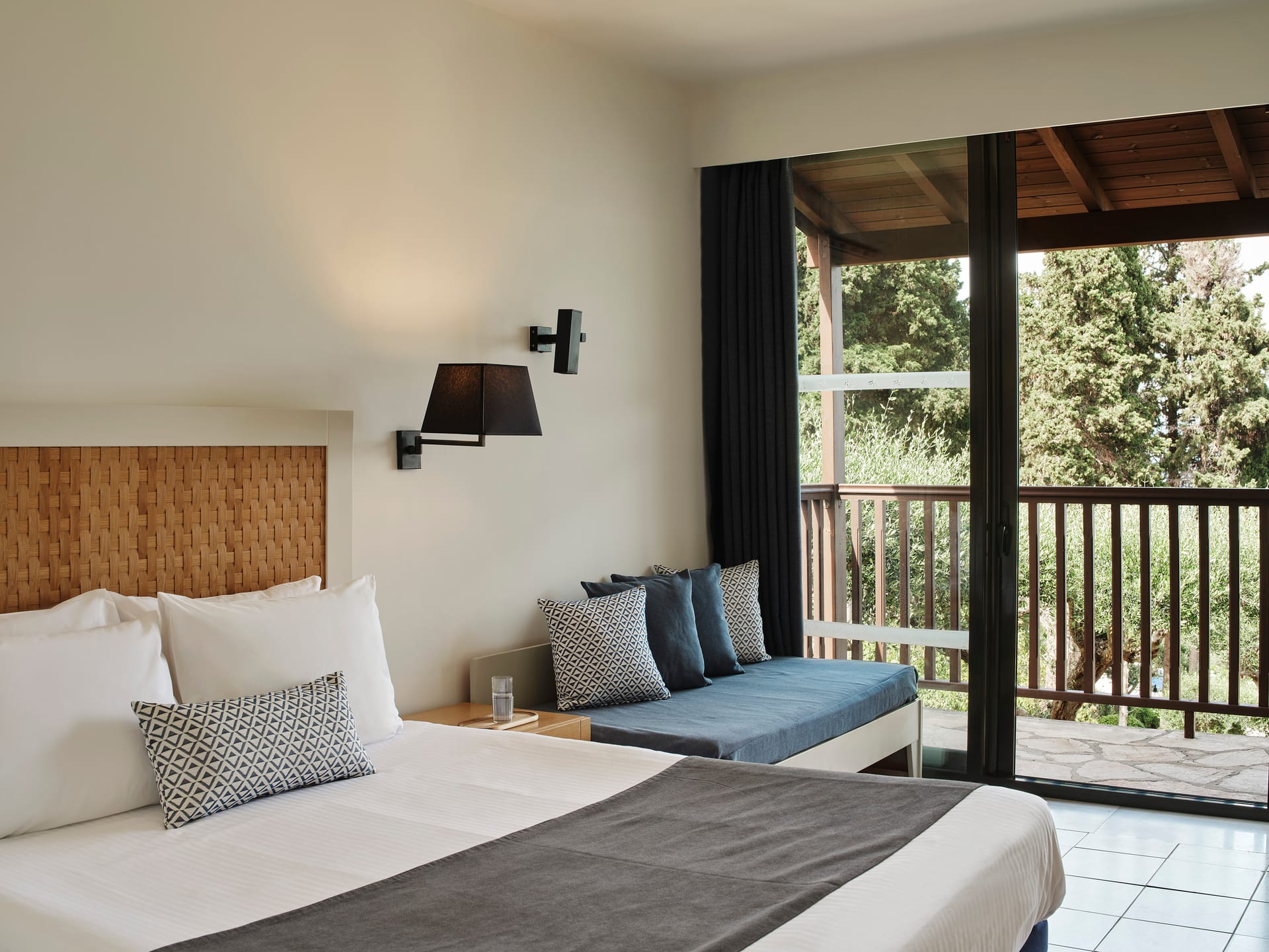 Double Garden View – Bungalow