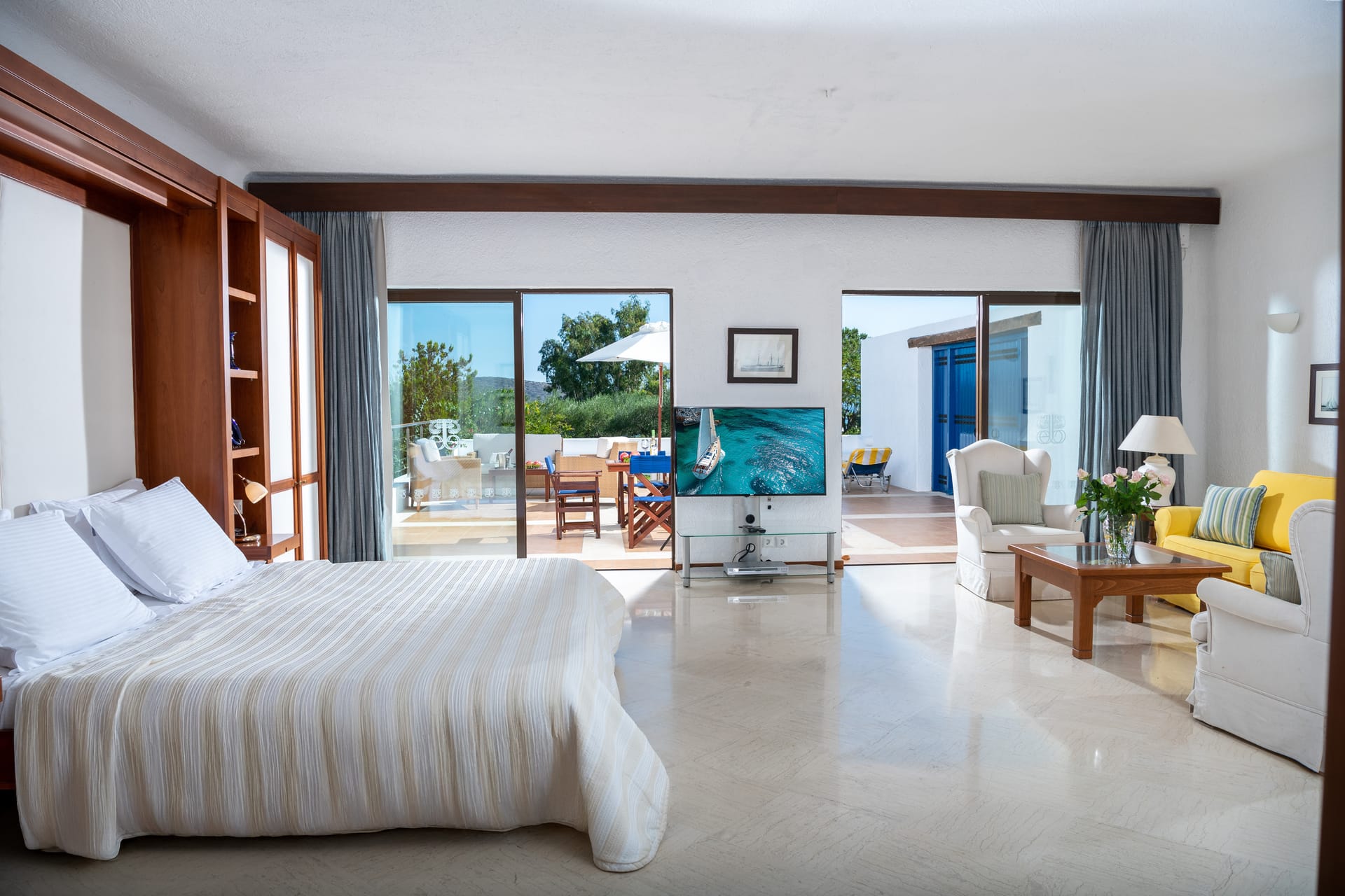 Family Suites Open Plan Garden View
