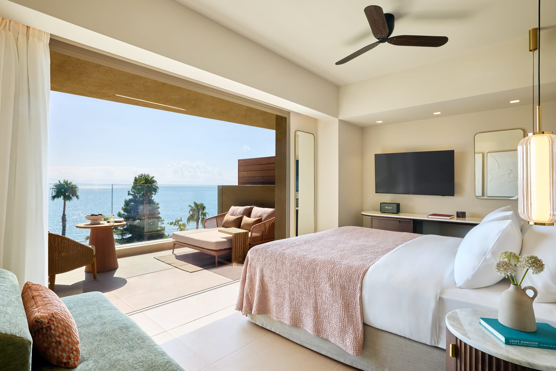 Deluxe Double Room Front Sea View