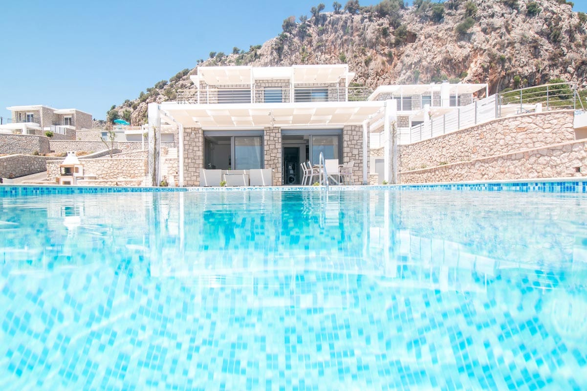 4 bedroom | Villa Articiano |  Kallithea