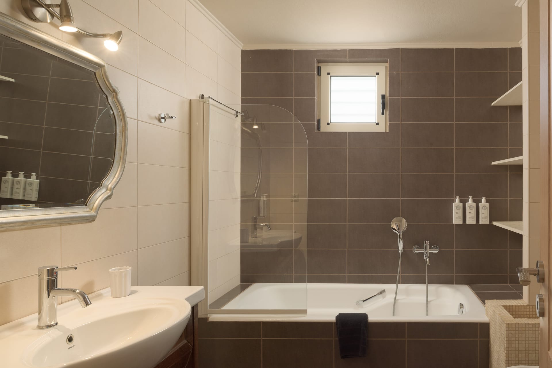 Nere Suites - NRHDR - 24