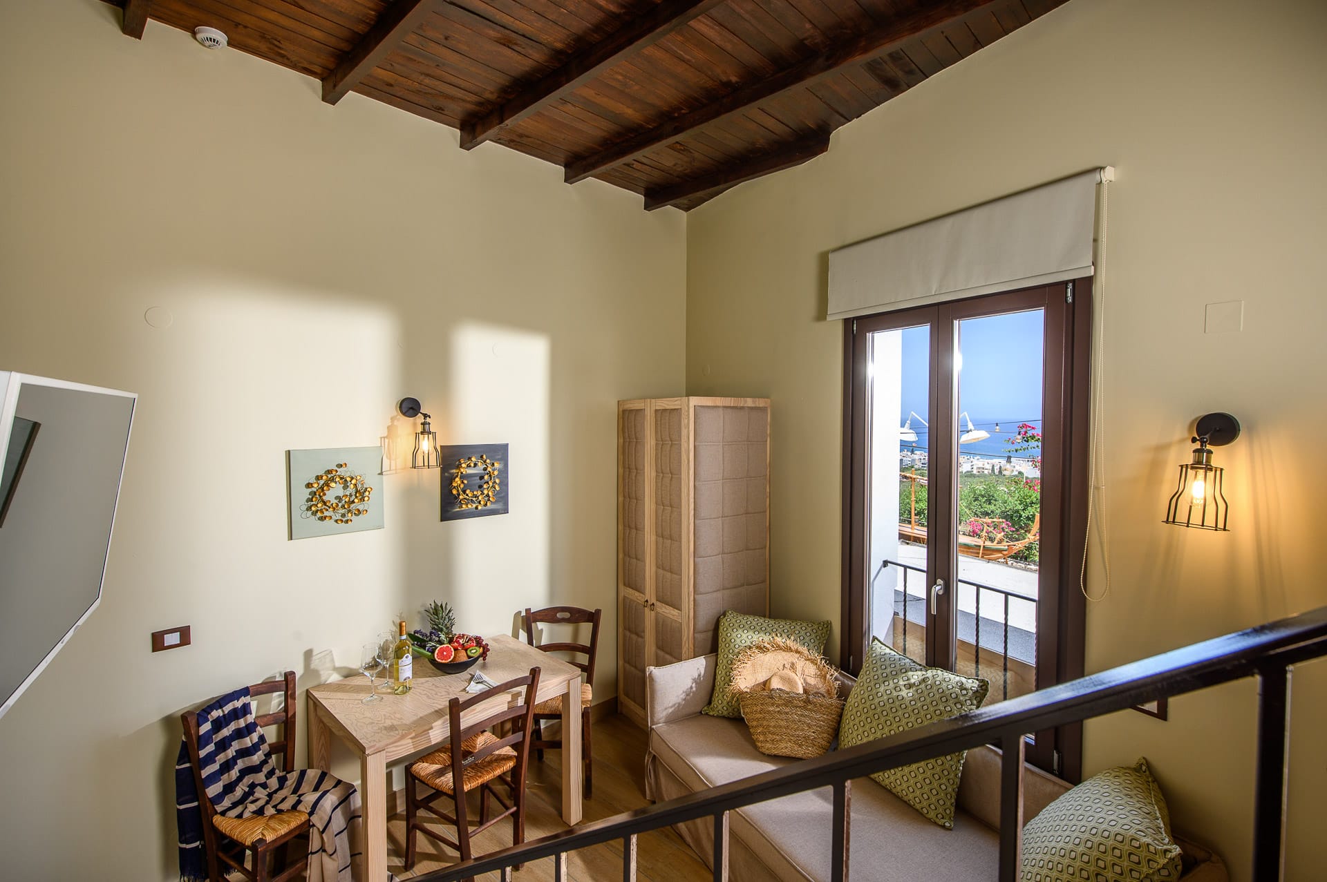 Signature One Bedroom Suite Split Level – Adults Only