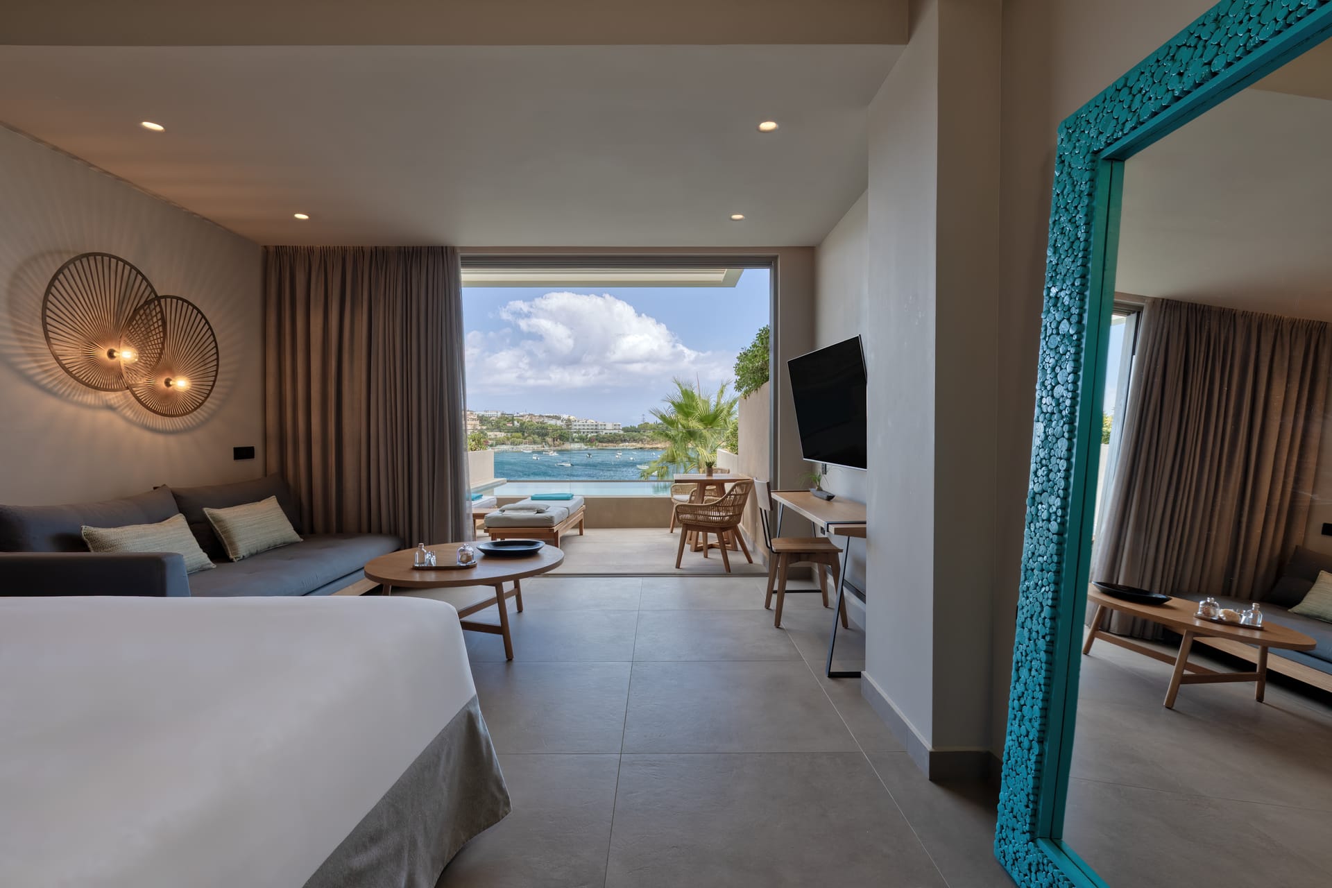 Aquamarine Suite Sea View with Plunge Pool