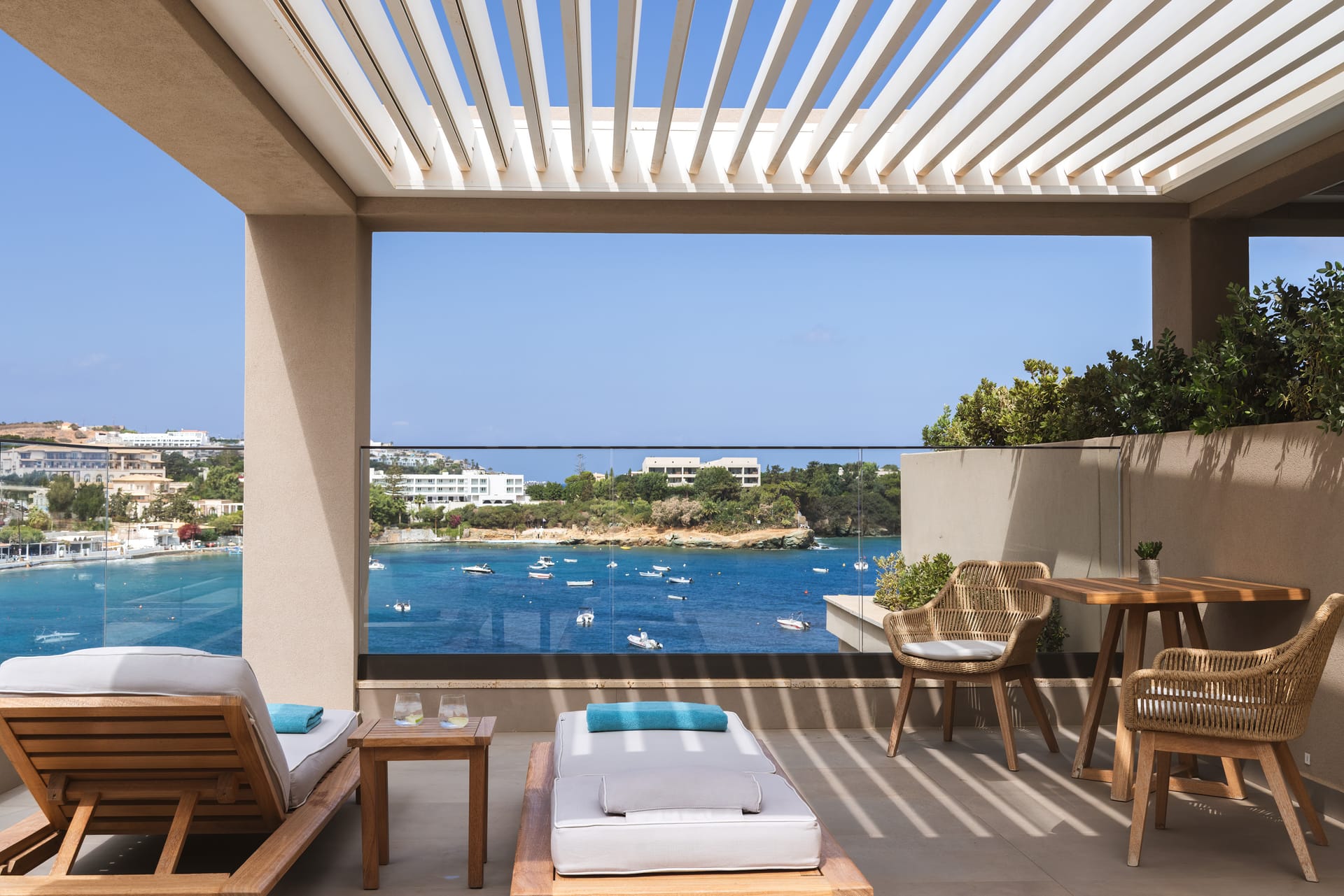 Emerald VIP Suite Sea View with Plunge Pool