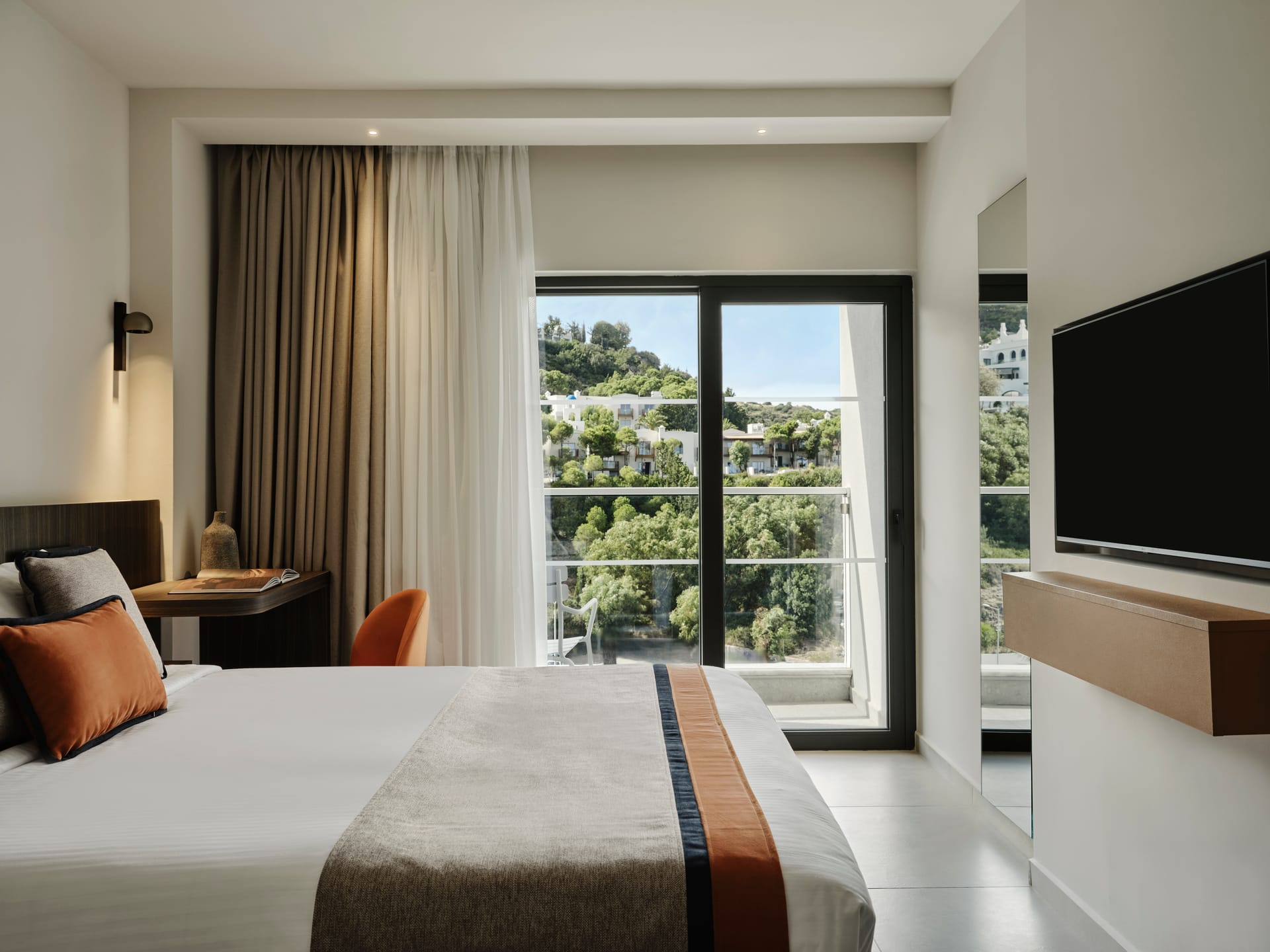 Double or Twin Room with Land View