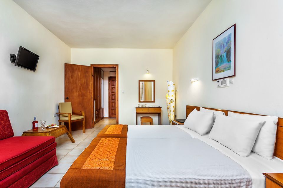 Double Room No View