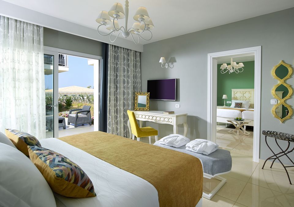 Deluxe Family Room Garden View