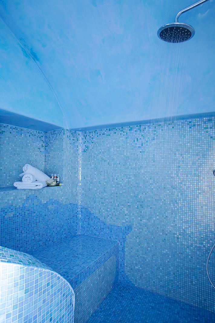 Above Blue Suites - MOONL - 2