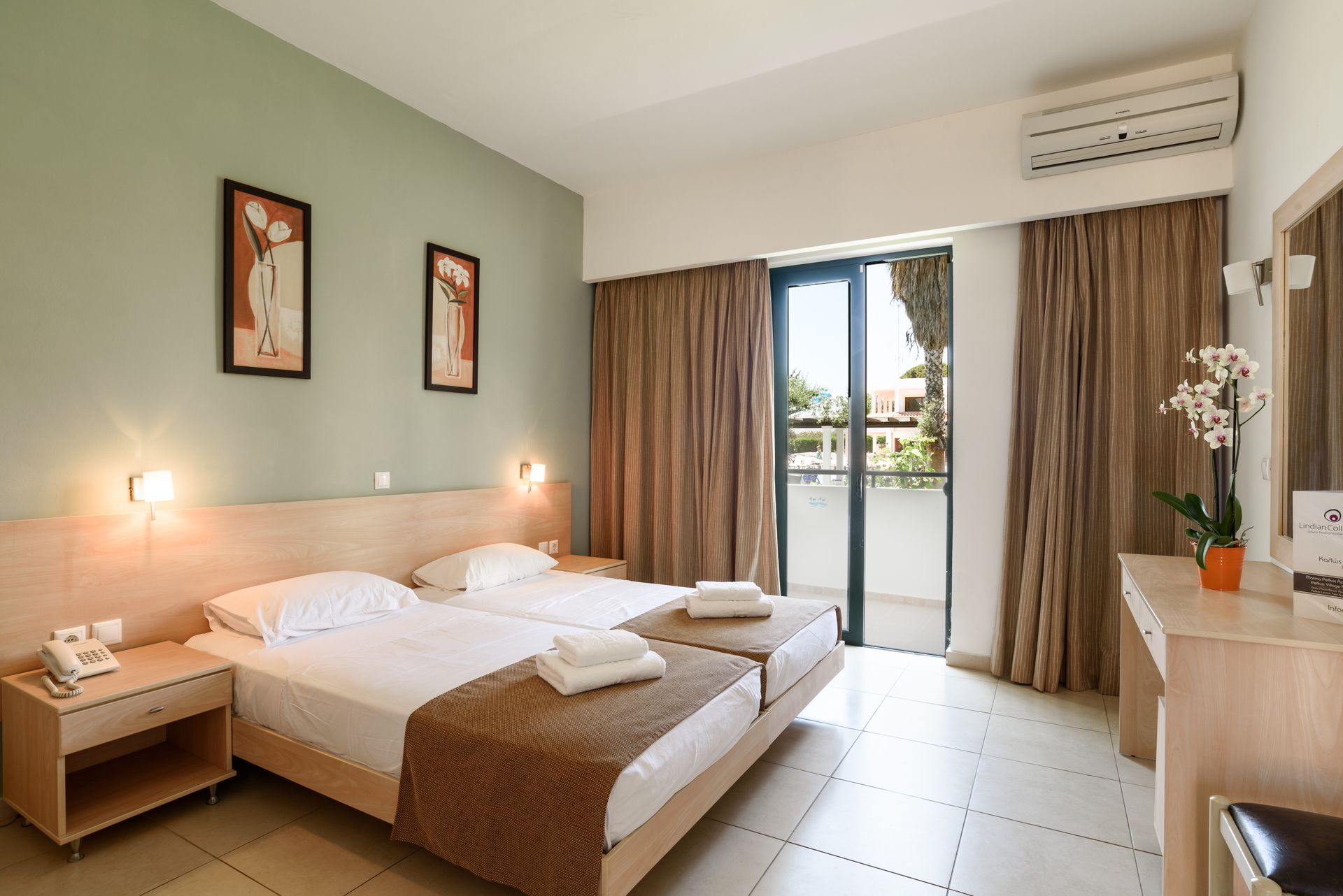 One Bedroom Apartment up to 4