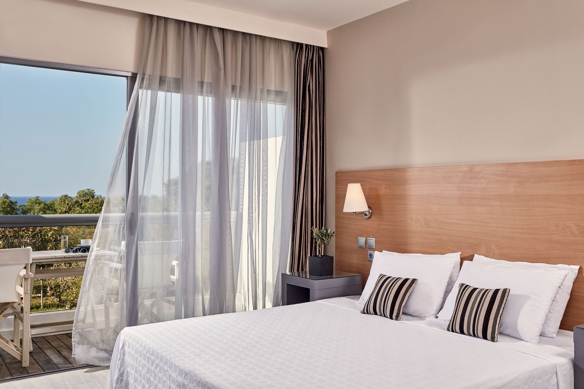 Double Room Pool  – Sea View