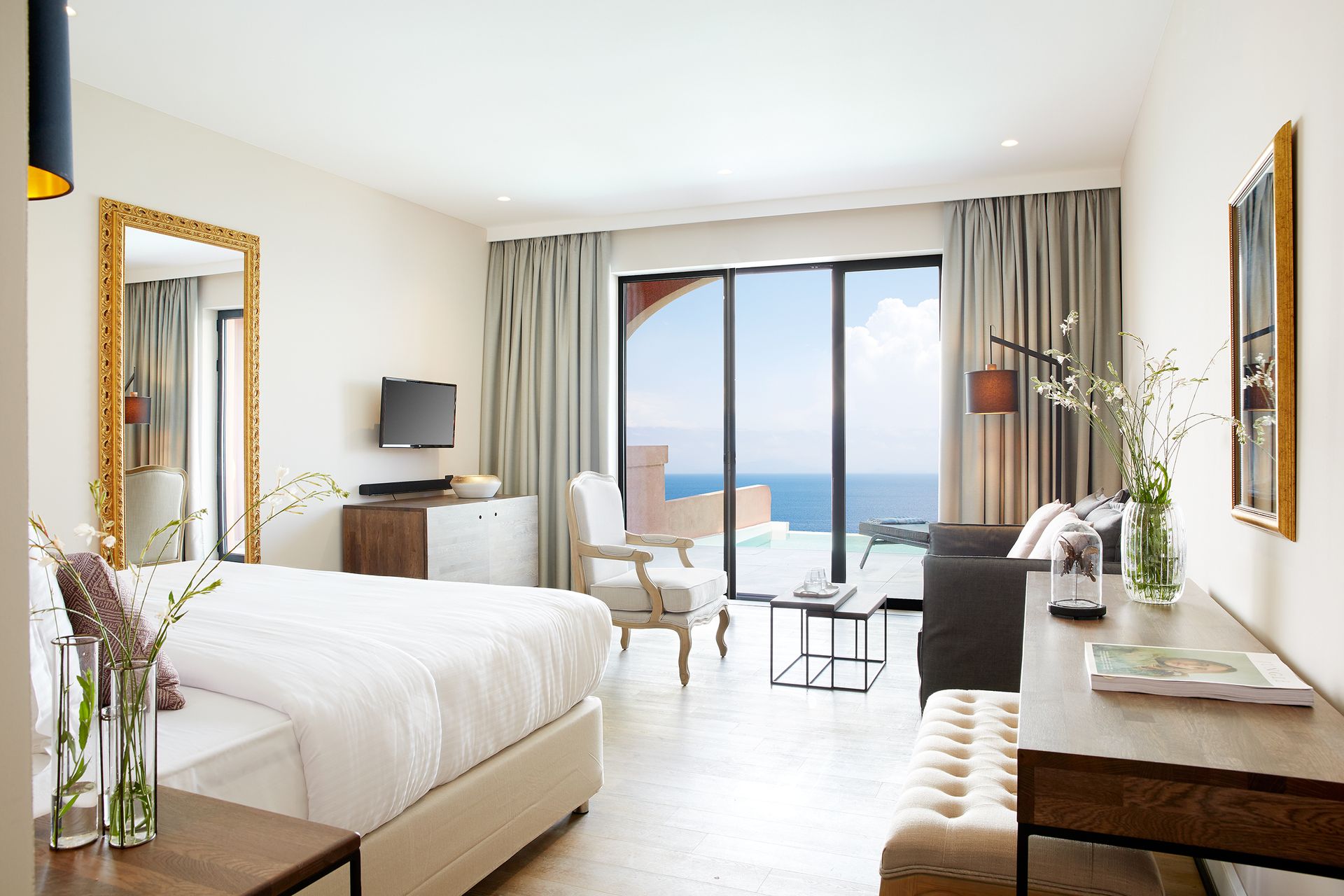 Deluxe Junior Suite Private Pool Sea View