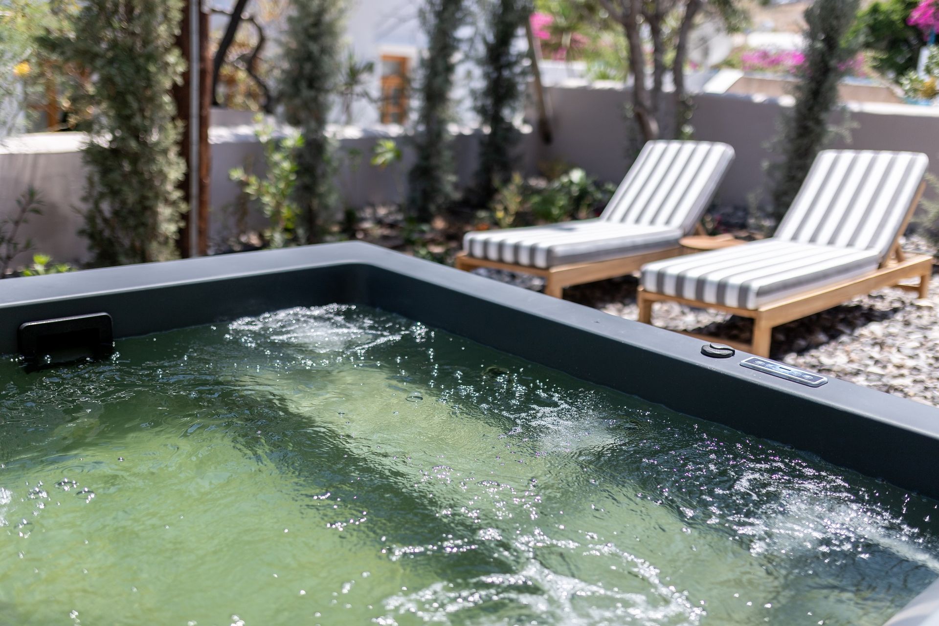 Grace Suite with Outdoor Hot Tub