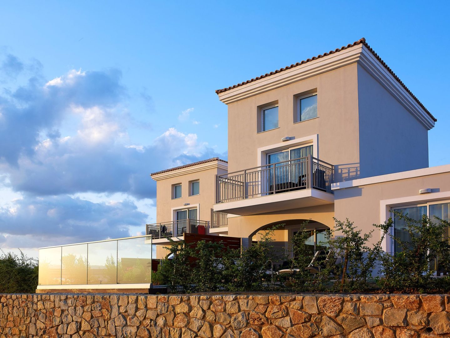 Deluxe Duplex Maisonette Sea View with Jacuzzi