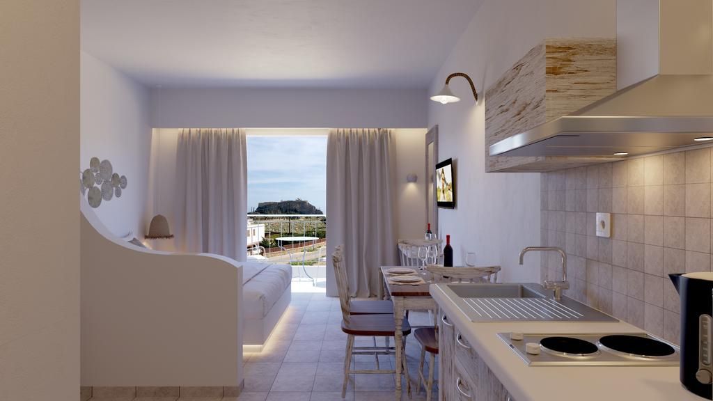 Superior Lux New Renovated  With Panoramic View and free Airport shuttle