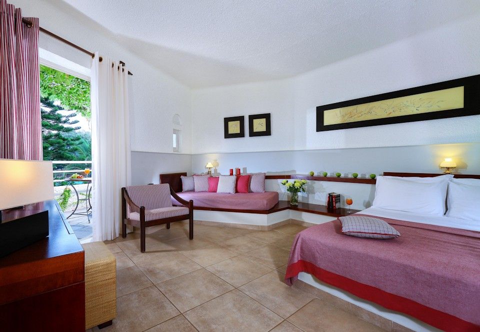 Bungalow with Garden View