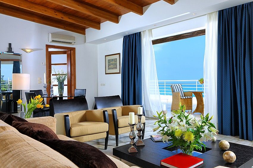 Suite with Side Sea View