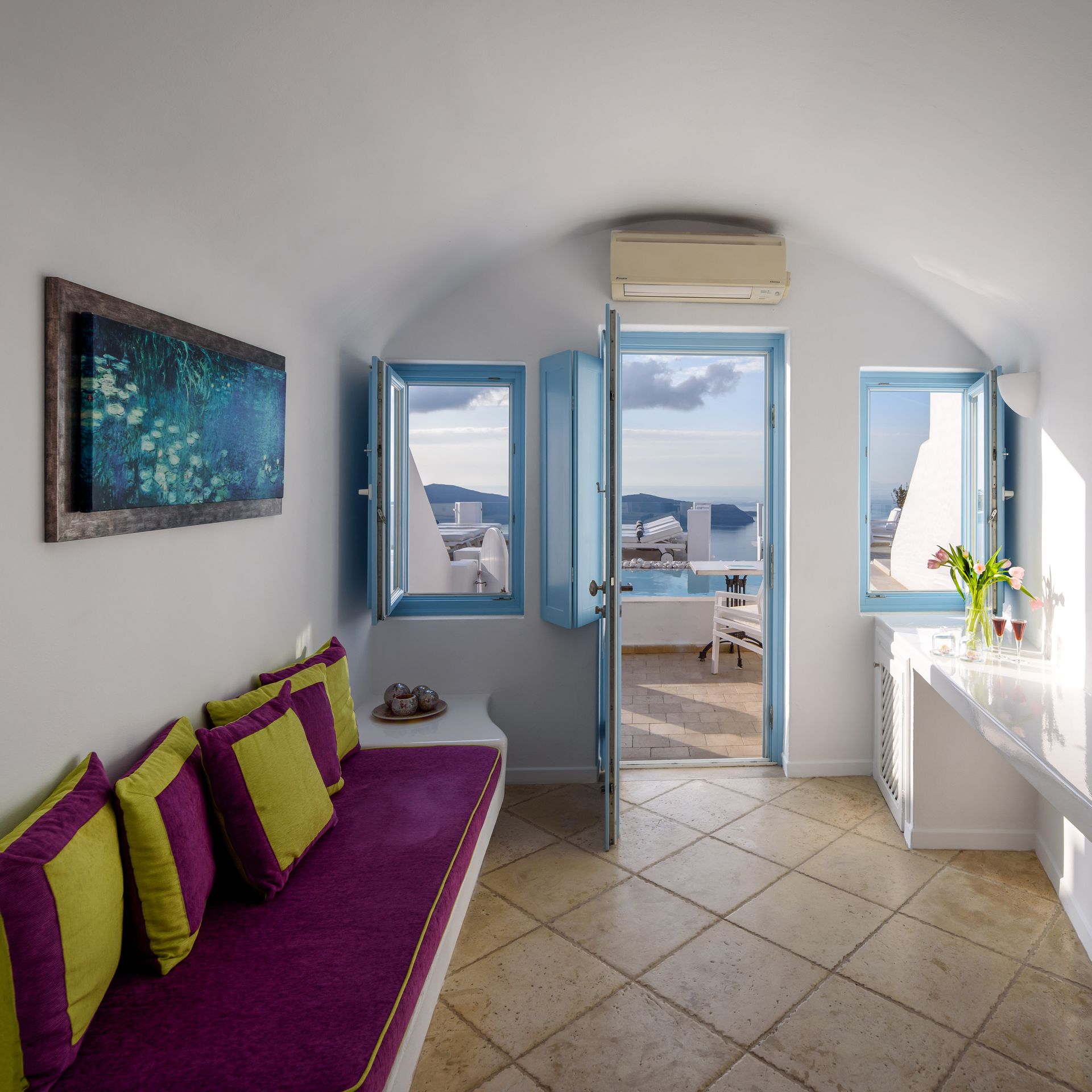 Above Blue Suites - FELIC - 5