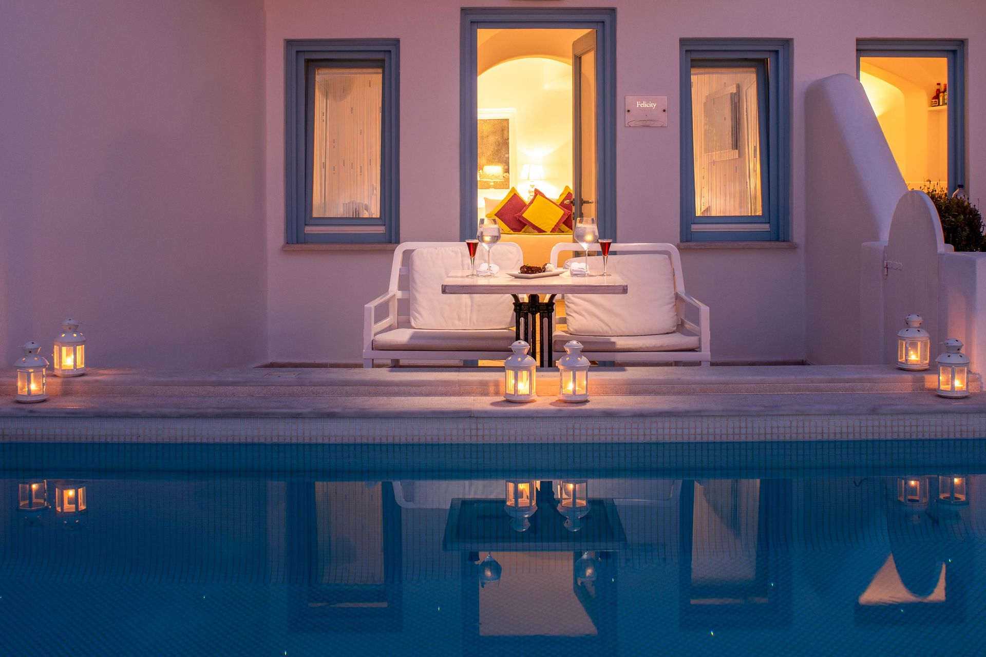 Above Blue Suites - FELIC - 6