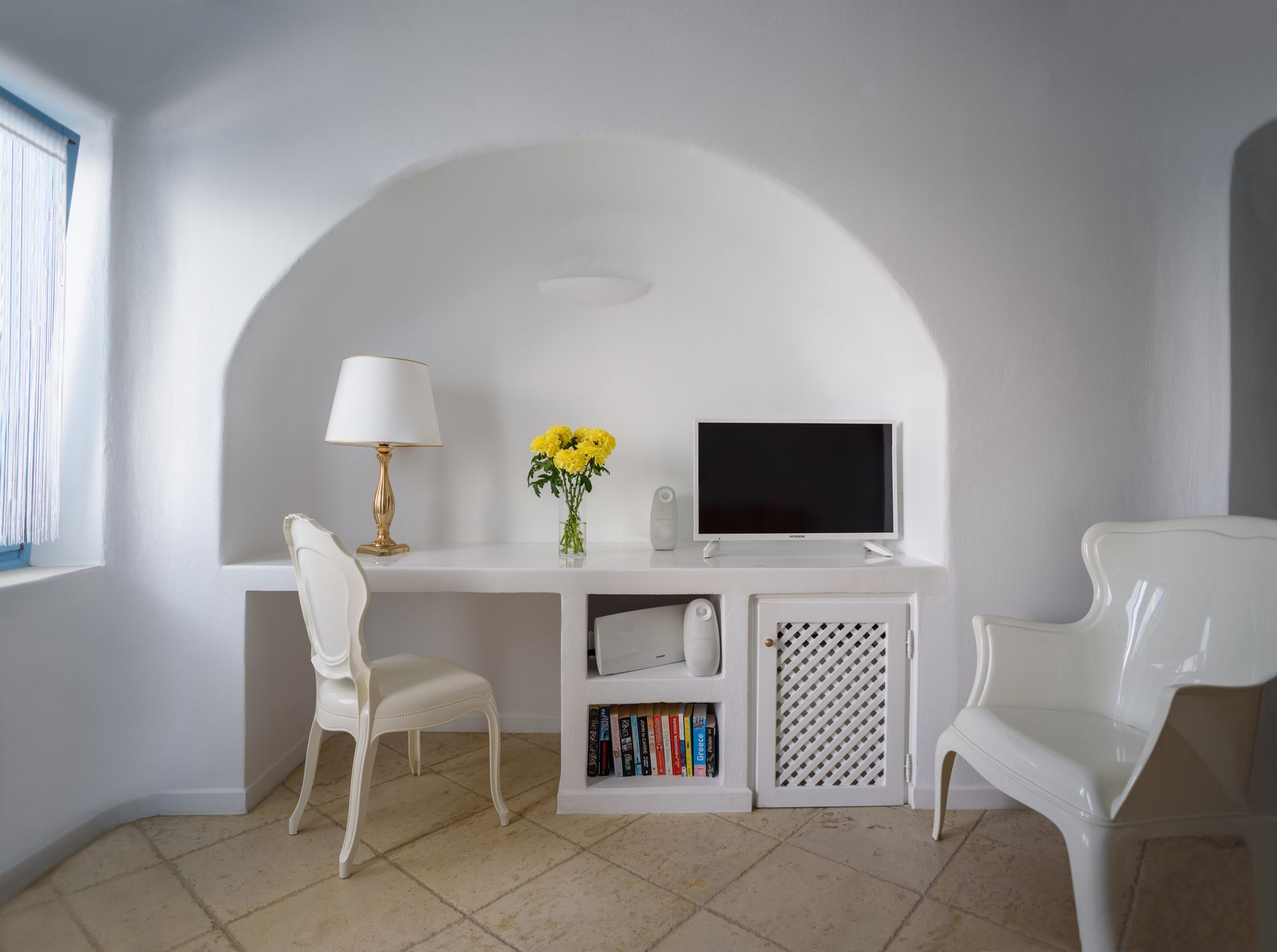 Above Blue Suites - CHARM - 5