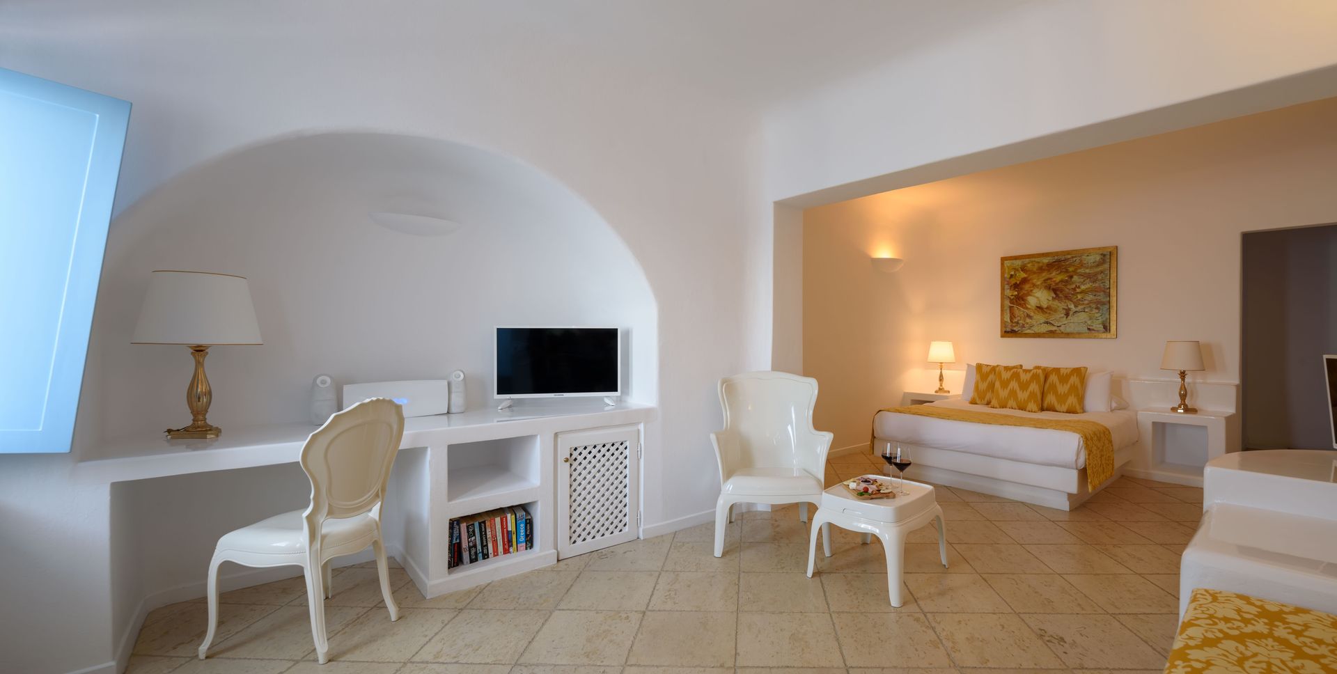 Above Blue Suites - CHARM - 8