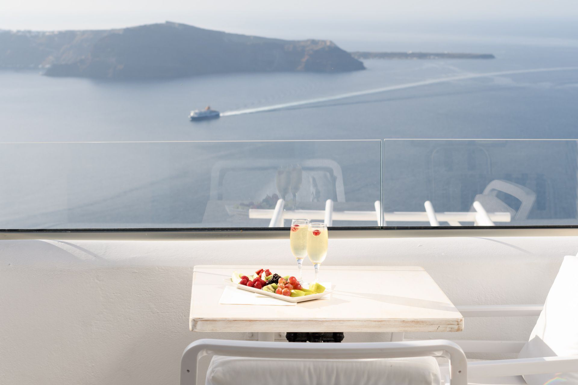 Above Blue Suites - CHARM - 9