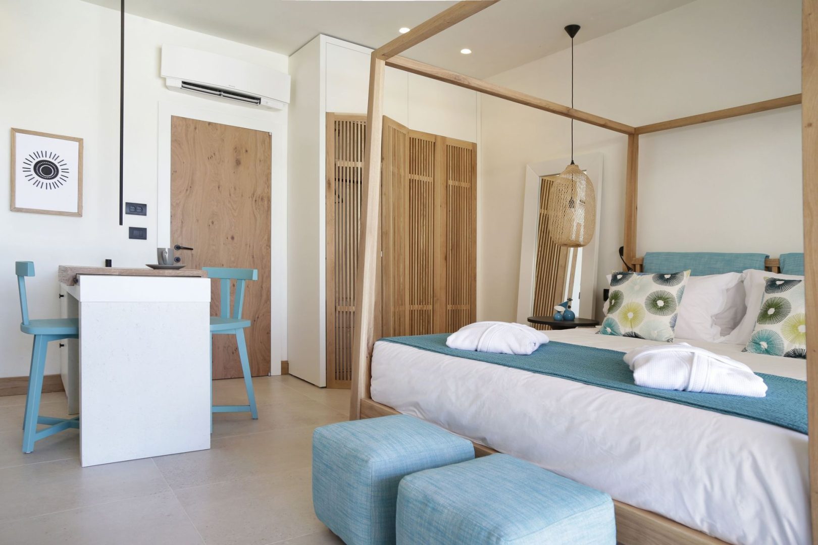 Upbeat Retreat Sea View with Plunge Pool