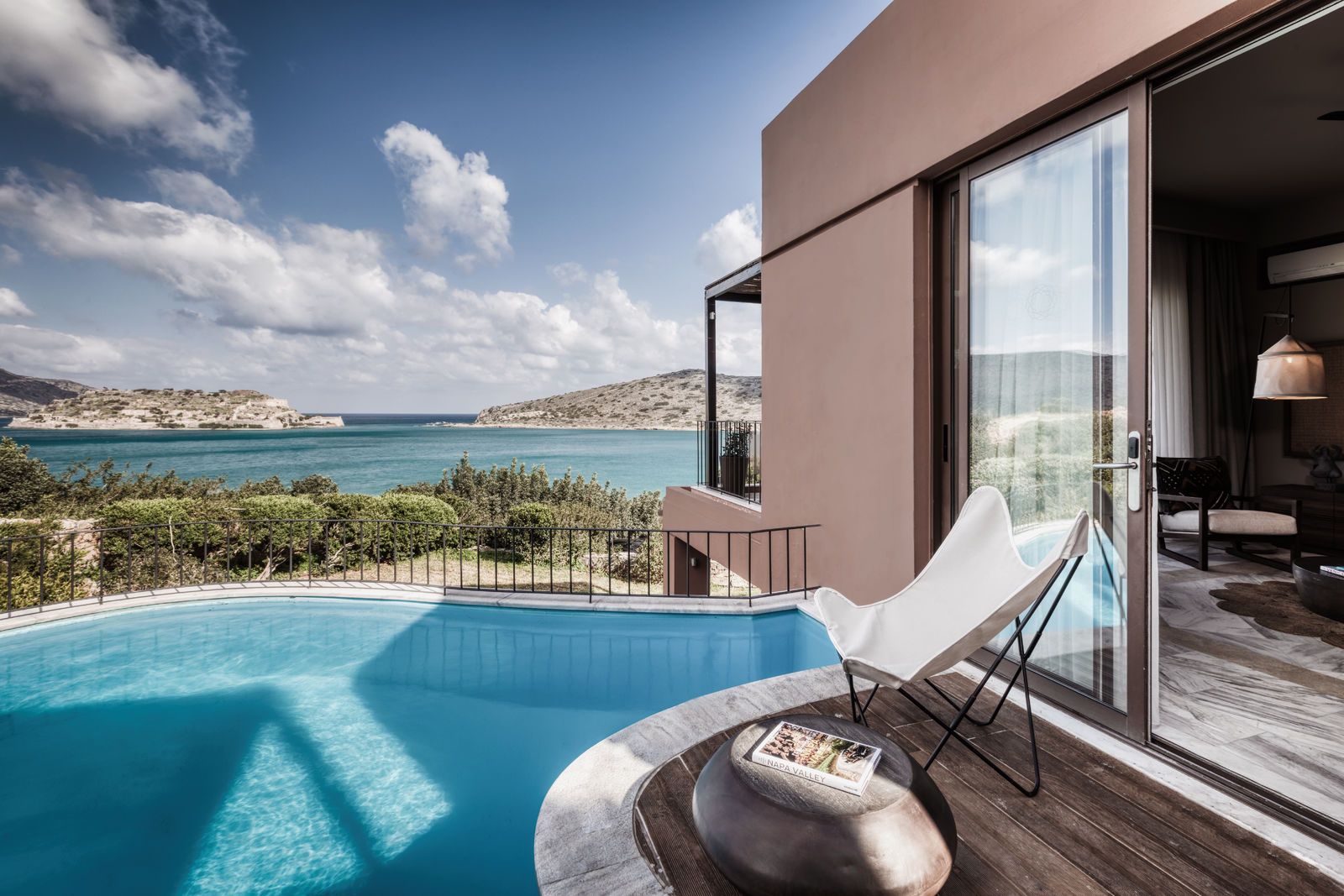 Premium One Bedroom Suite Sea View with Private Pool