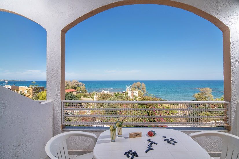 One Bedroom Apartment with Sea View