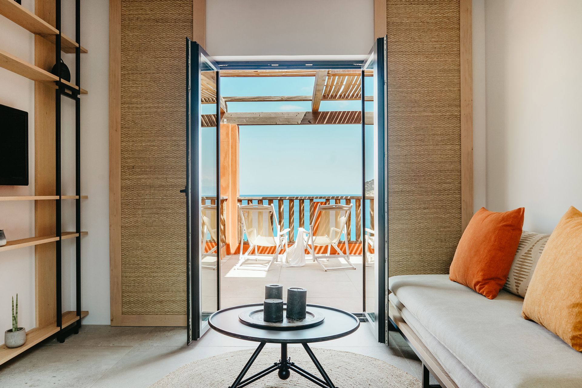 Serenity Sea Front suite