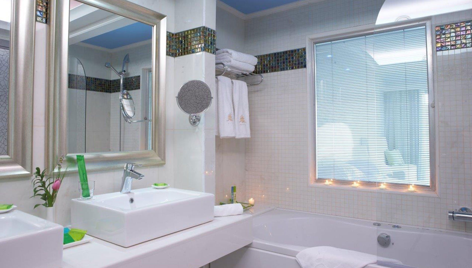 Atrium Platinum Luxury Resort Hotel & Spa - DLXSH - 3