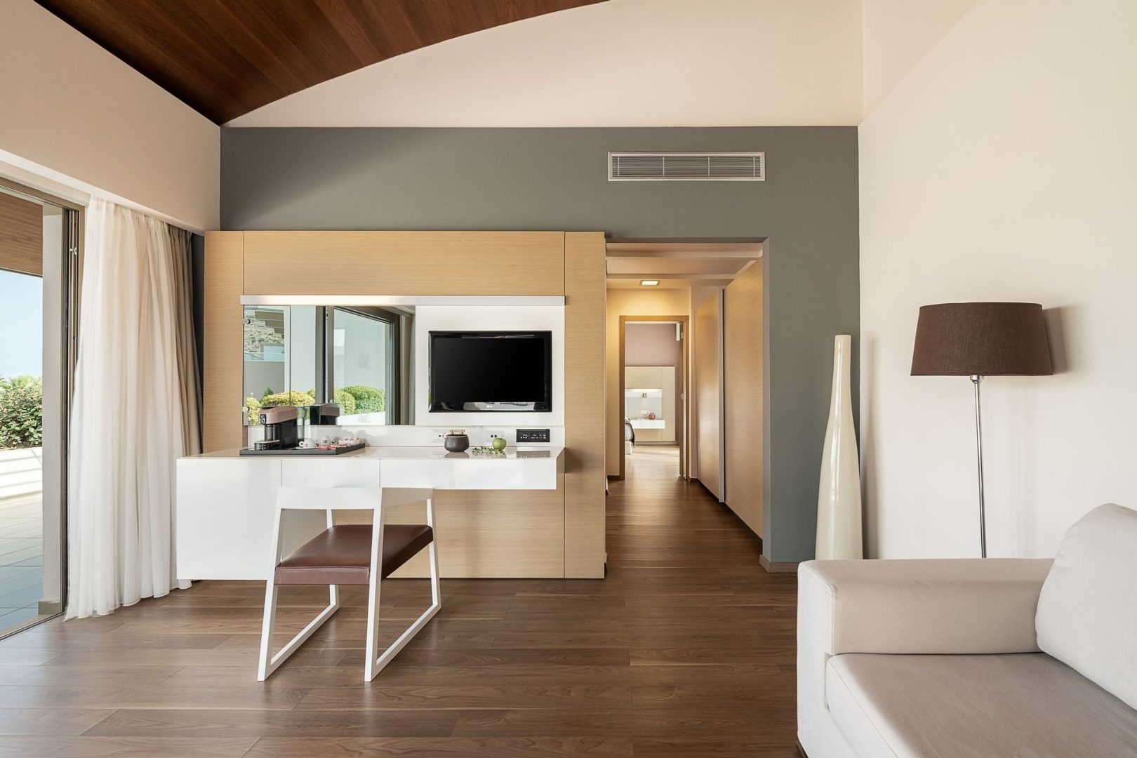Avra Imperial Hotel - DLXSUI - 4