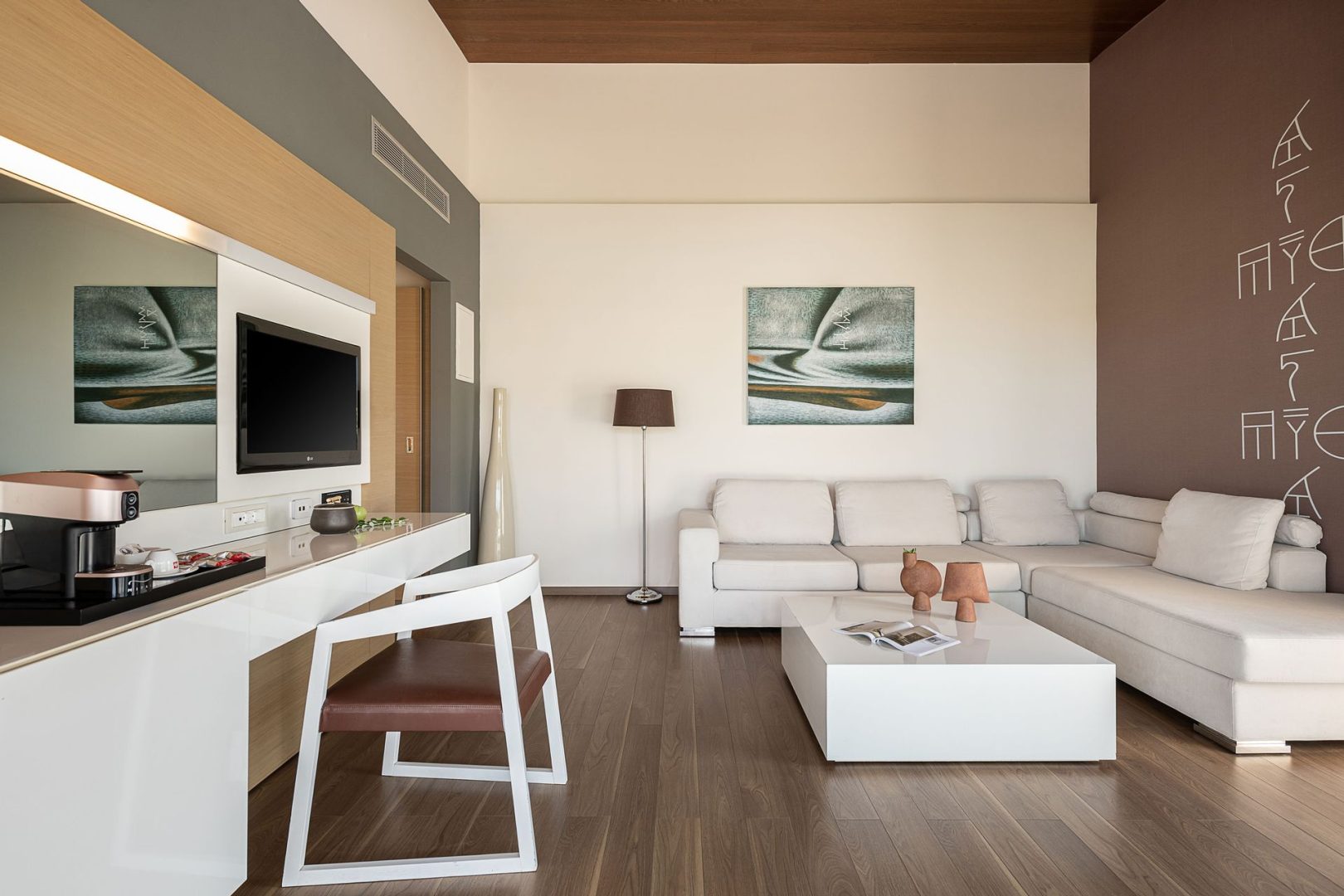 Avra Imperial Hotel - DLXSUI - 6