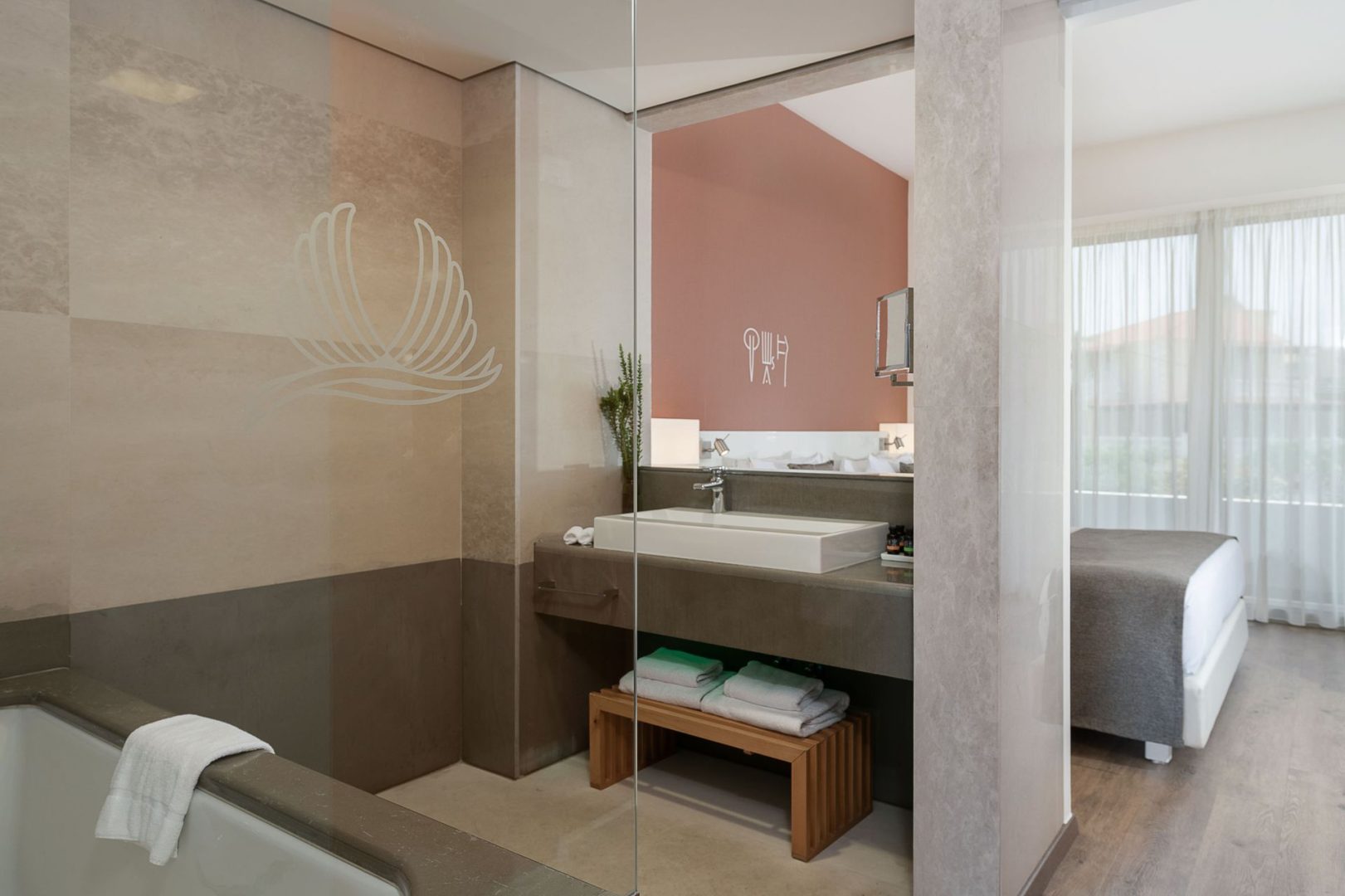 Avra Imperial Hotel - DLXSPP - 11