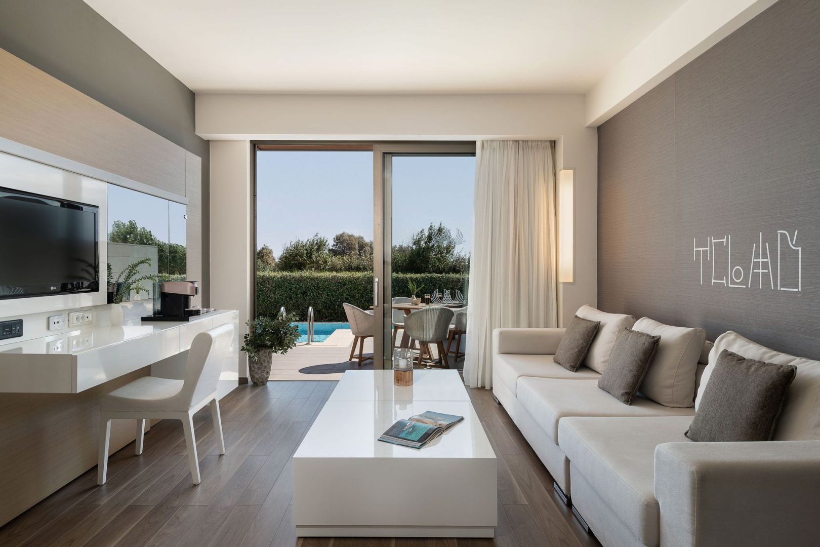 Avra Imperial Hotel - DLXSPP - 6