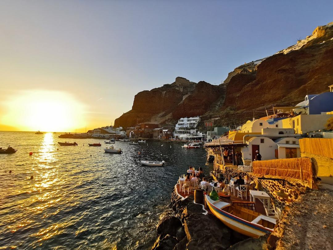 Amoudi Bay, Oia, Santorini, Greece