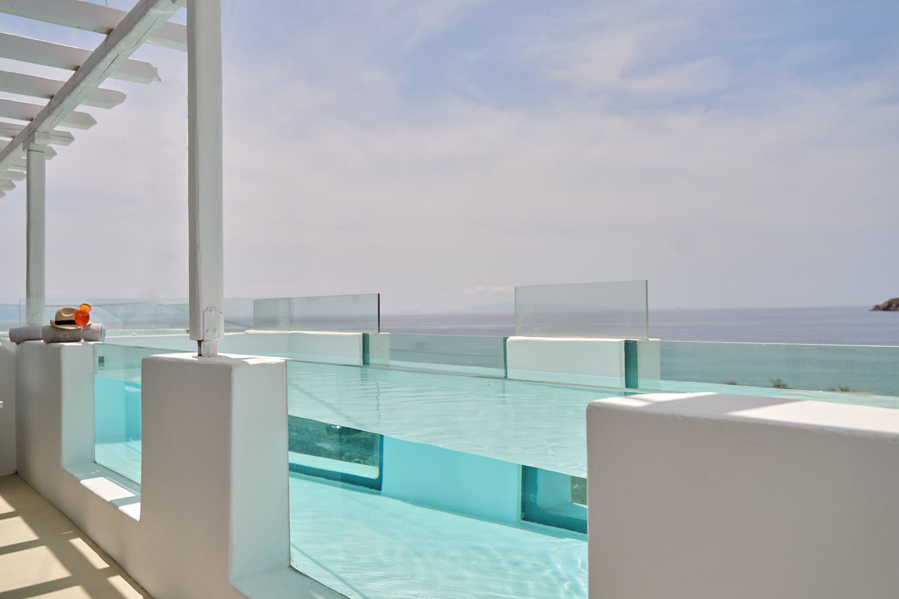 Executive Sea View Suite with heated pool-outdoor Spa