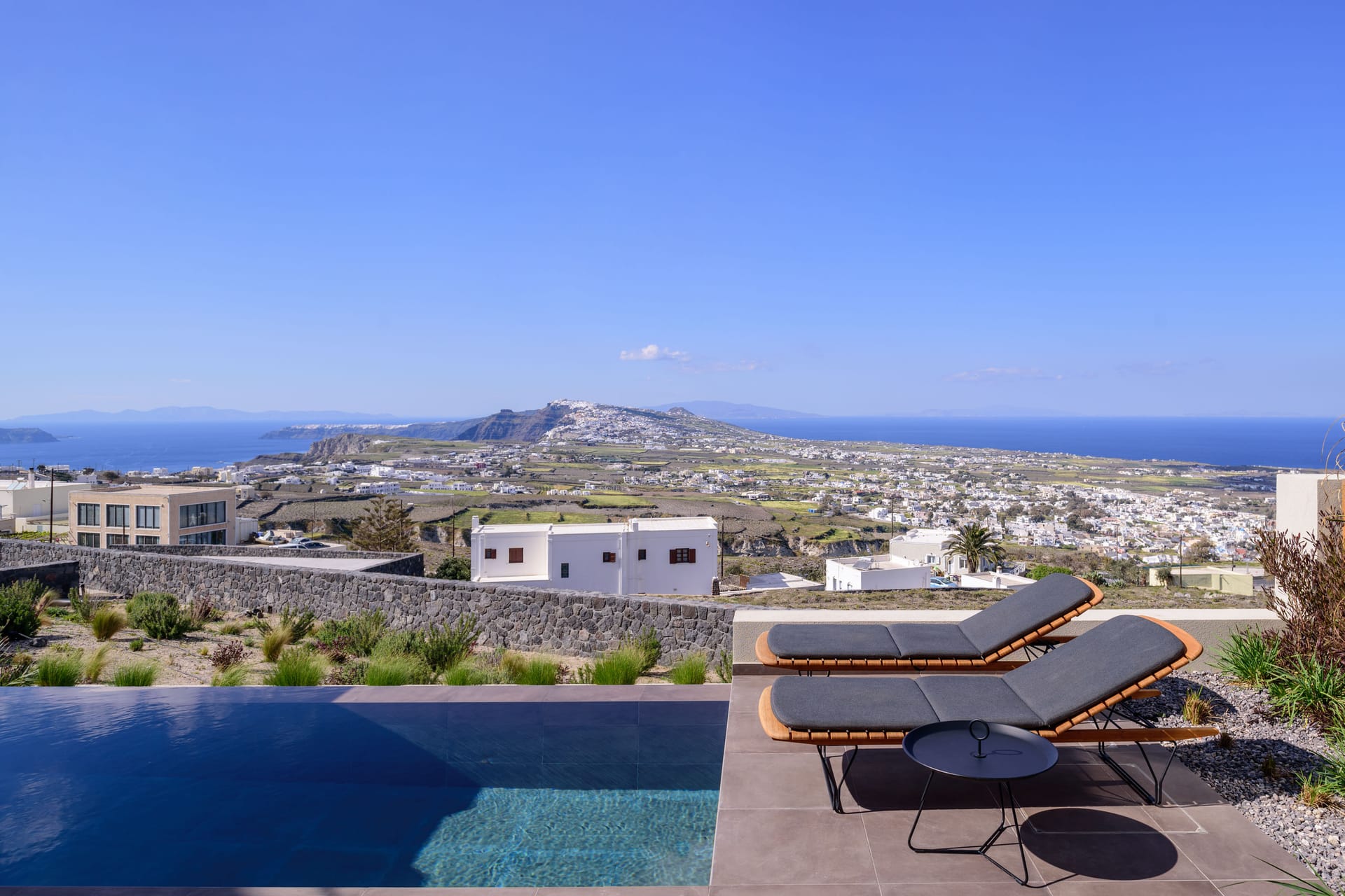 Apikia Santorini - STPPV - 25