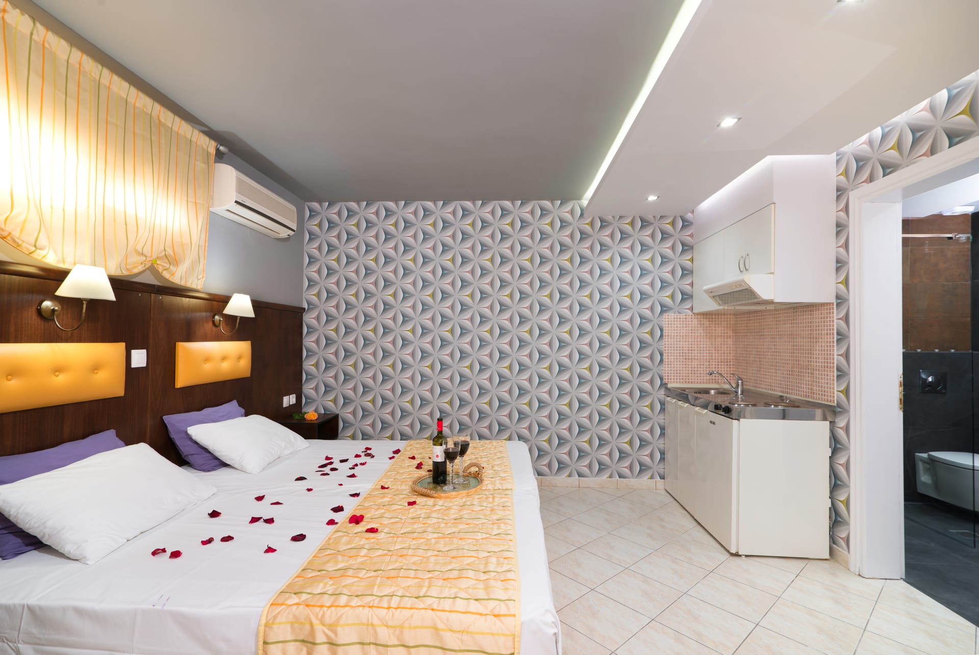 Deluxe Quadruple Room – Asterias II