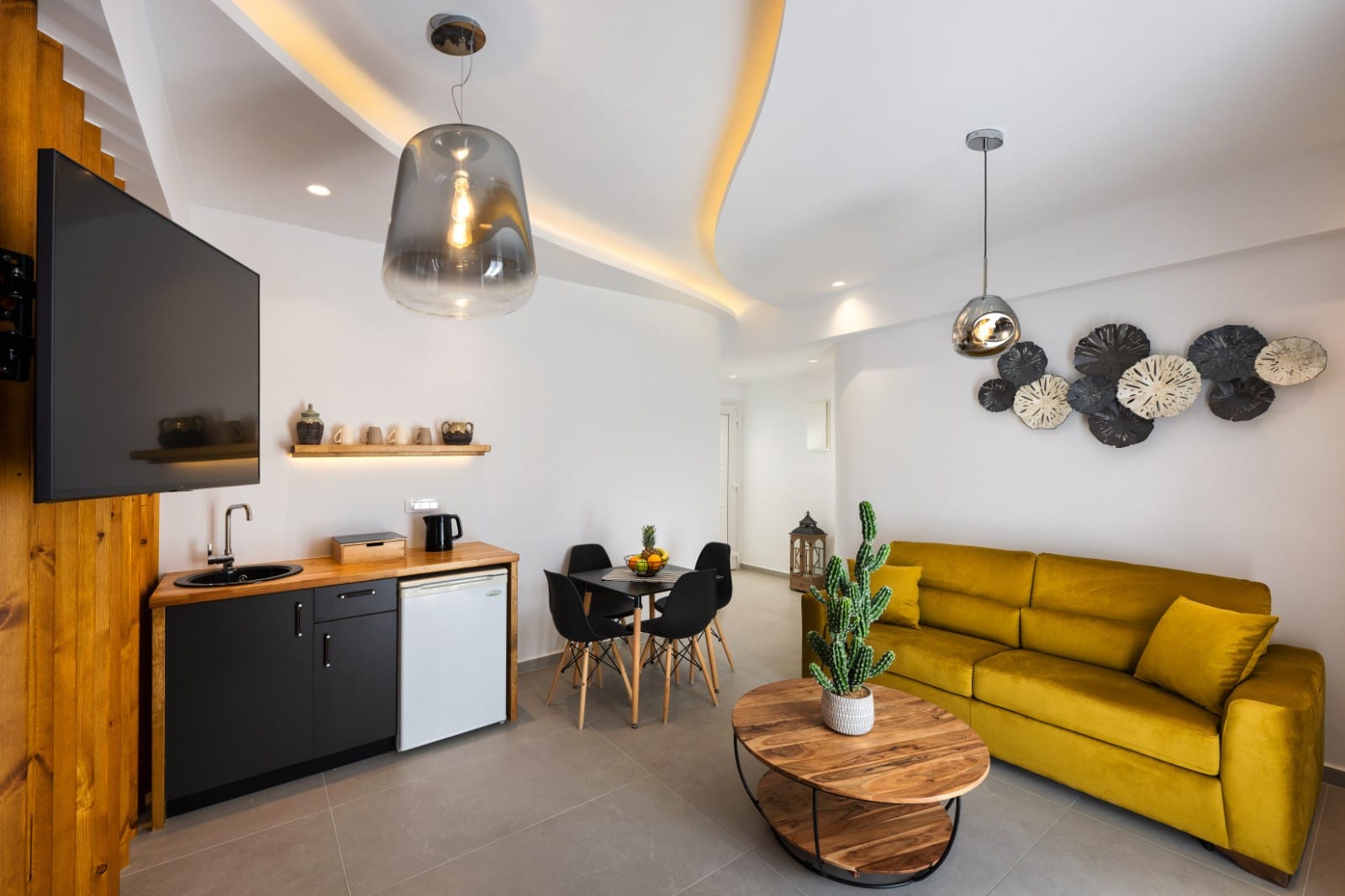 Alizea Villas & Suites - KING - 2