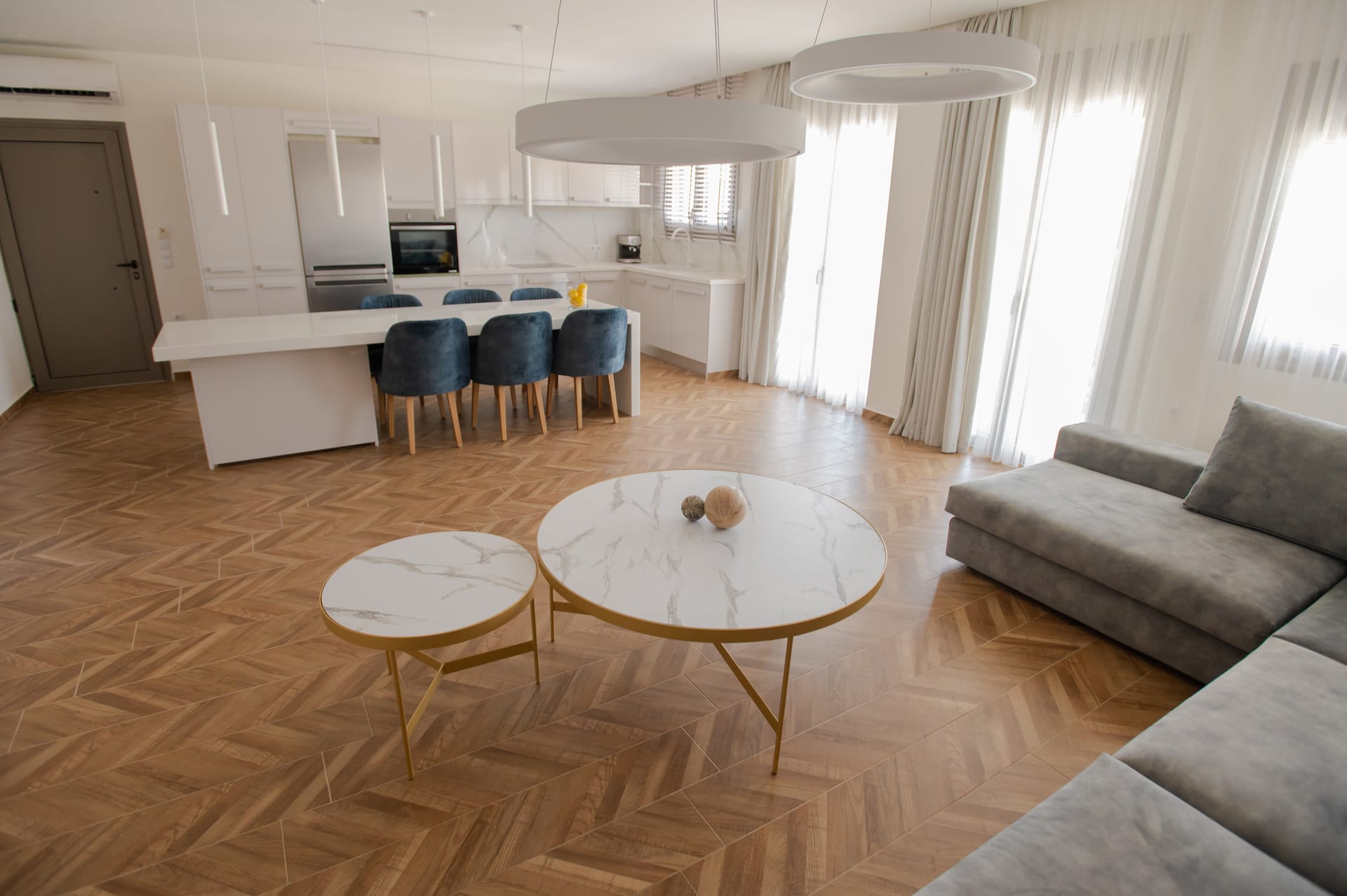 Marble Luxury Suites - SUPER - 8