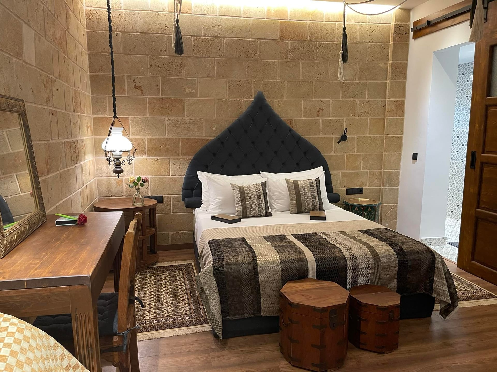 Utopia Luxury Suites  | Old Town - SPP - 3