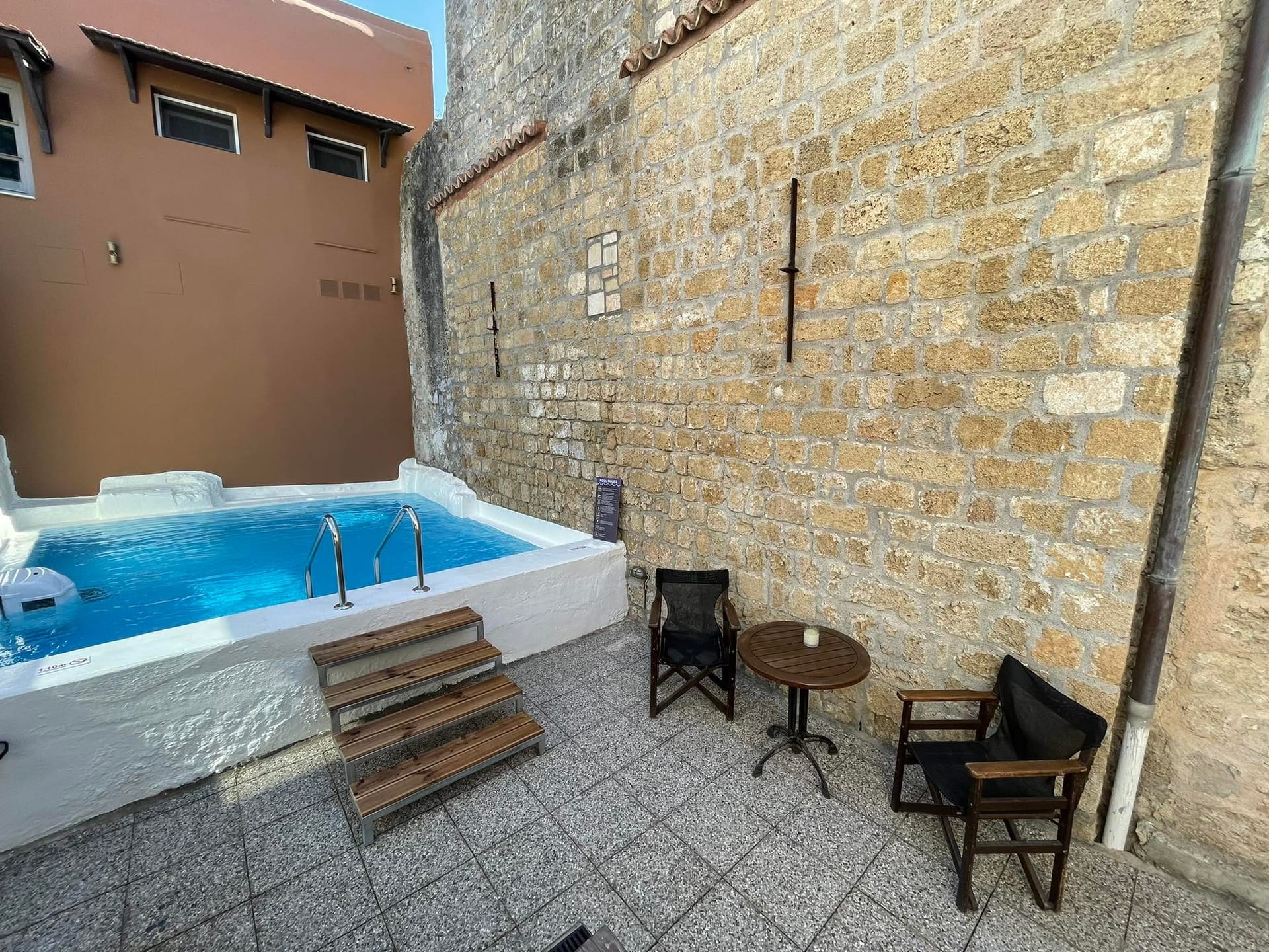 Utopia Luxury Suites  | Old Town - SPP - 14