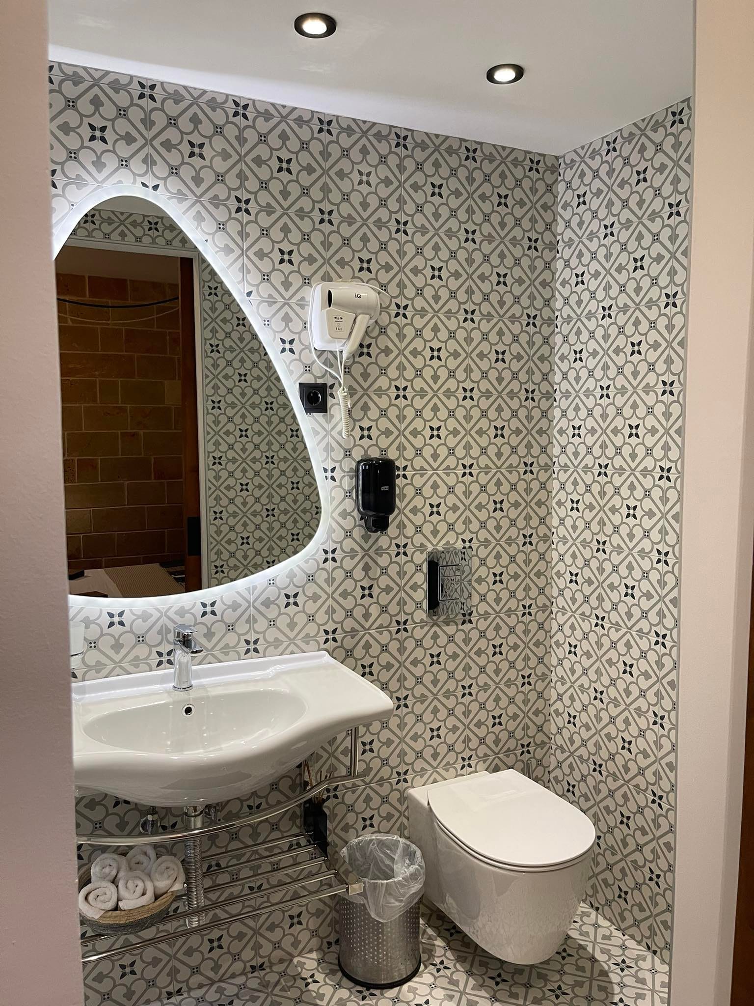 Utopia Luxury Suites  | Old Town - SPP - 19
