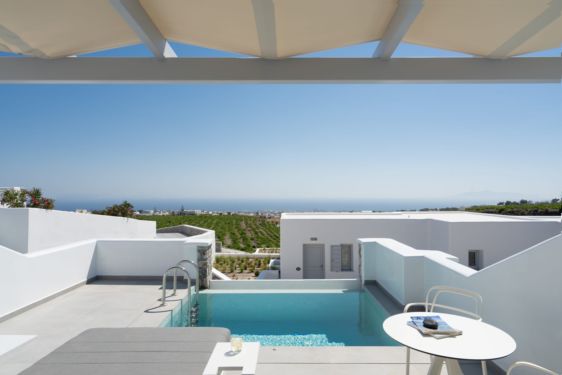 Junior Suite with outdoor private jetted pool