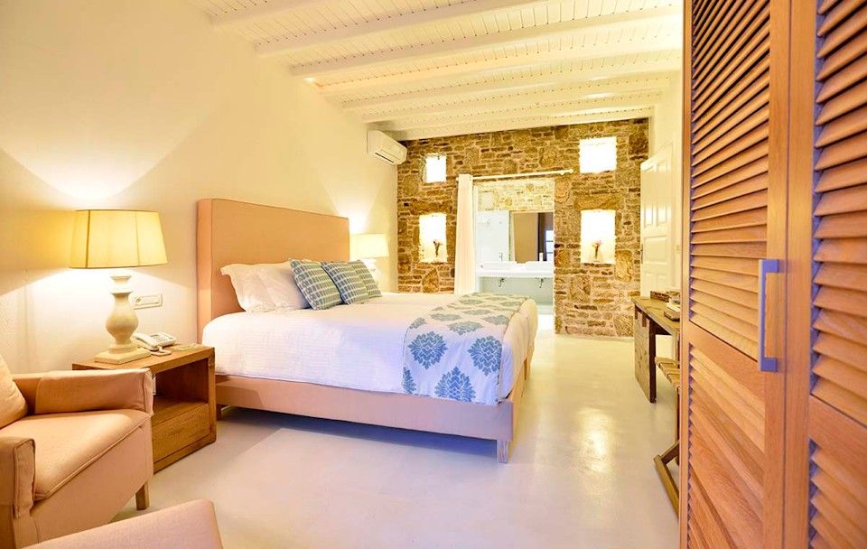 Signature Suite Sea View with Ιndoor Jacuzzi
