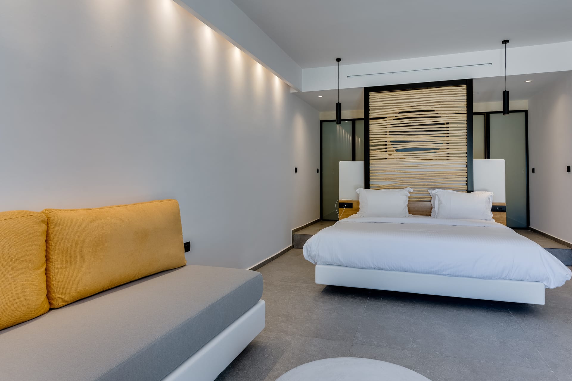 Junior Suite with Pool & Garden View