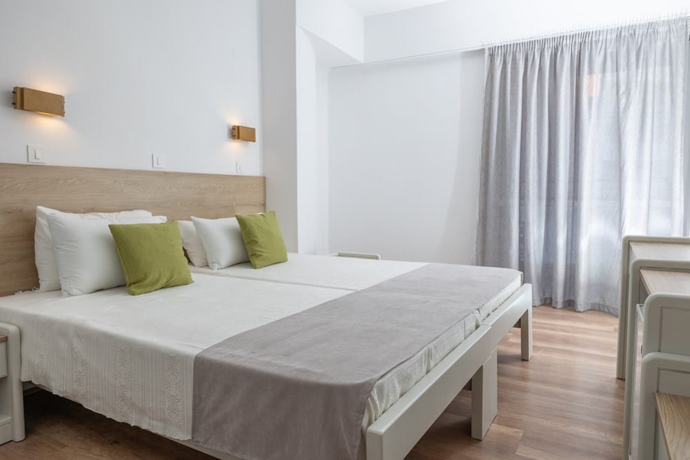 Twin Room with City View