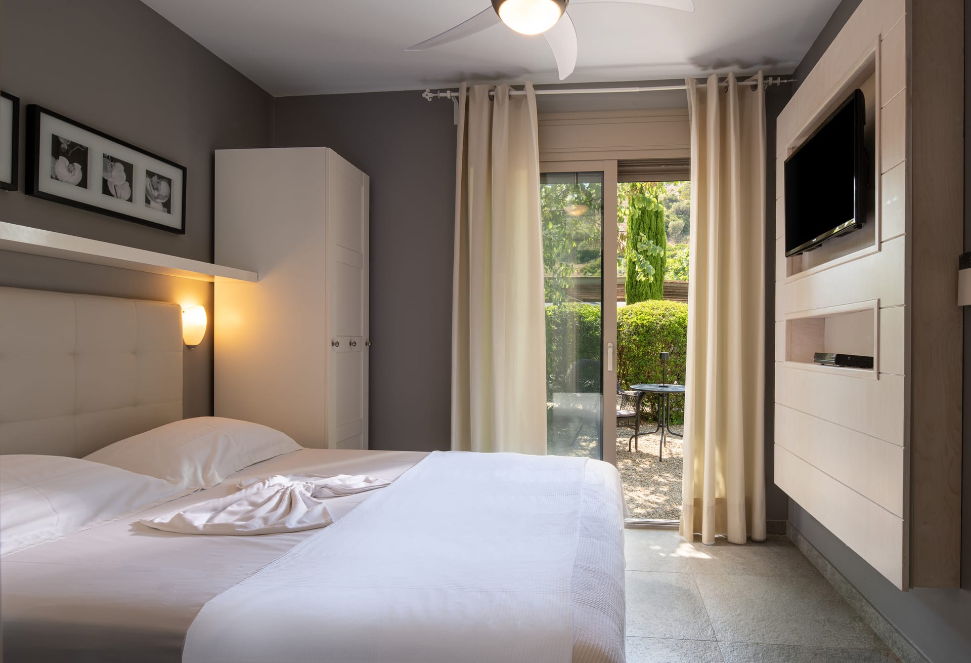 Double Room 4